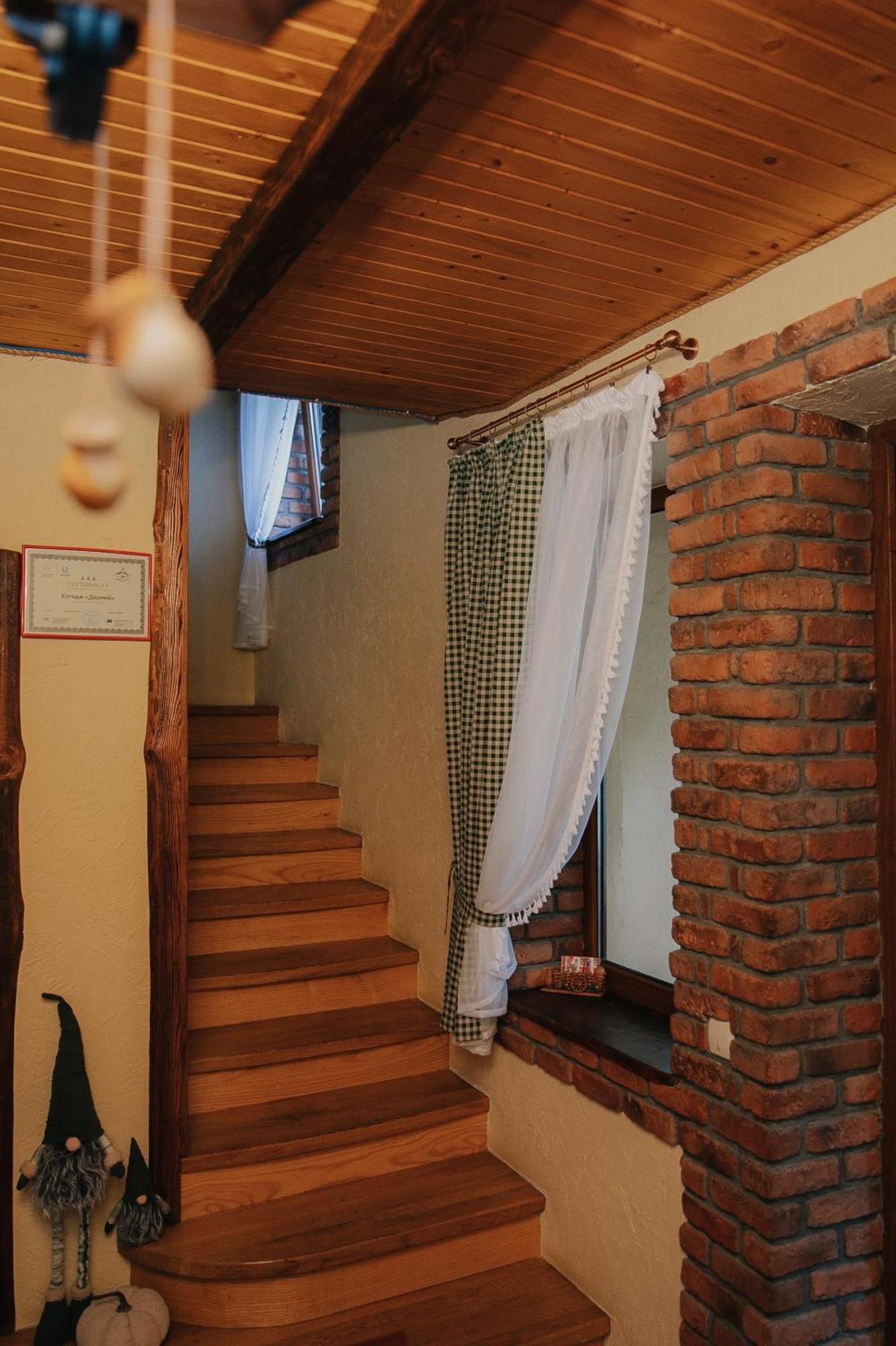 Dereviy Villa Iaremcea Exterior foto