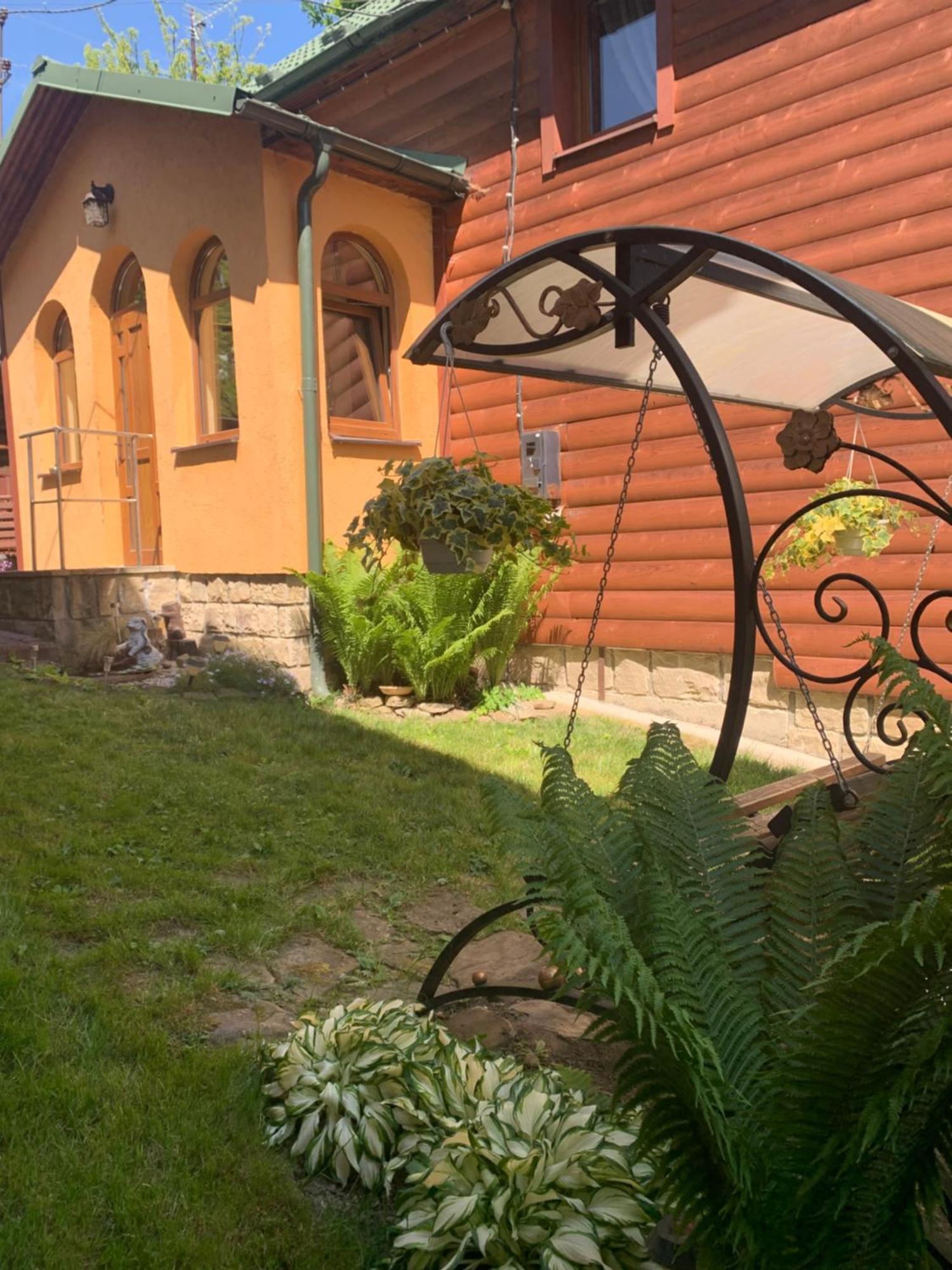 Dereviy Villa Iaremcea Exterior foto